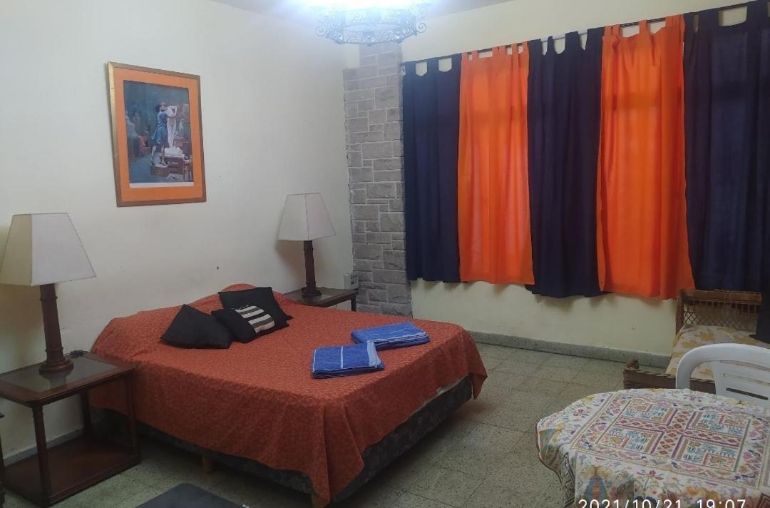 Olivos, posada y habitaciones Ciudad Autónoma de Buenos Aires Exterior foto